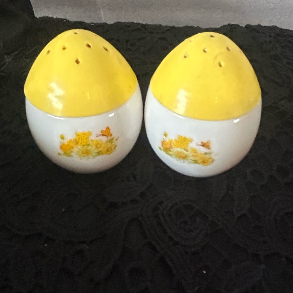 Vintage Avon Salt and Pepper Shakers Milk Glass Buttercup Yellow Egg Shaped